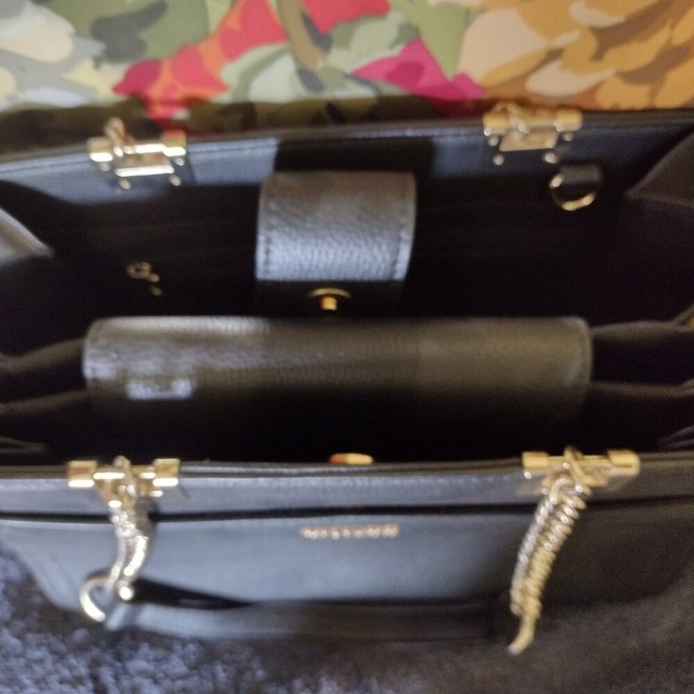 Handbag - Picture 3 of 5